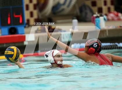 Thumbnail 3 in Gunn vs Lincoln (Amanda MacDonald Tournament) photogallery.