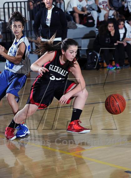 Thumbnail 1 in Burbank vs. Glendale (Burbank Tip Off Classic) photogallery.