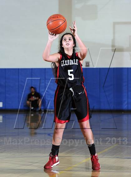 Thumbnail 3 in Burbank vs. Glendale (Burbank Tip Off Classic) photogallery.