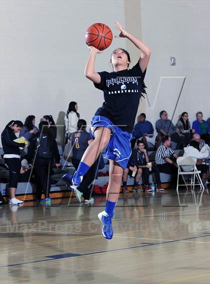 Thumbnail 2 in Burbank vs. Glendale (Burbank Tip Off Classic) photogallery.