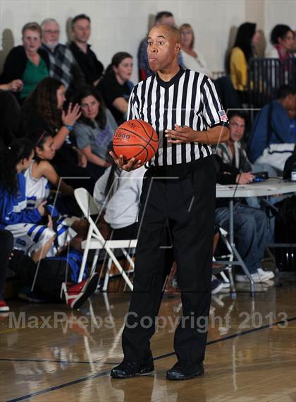 Thumbnail 1 in Burbank vs. Glendale (Burbank Tip Off Classic) photogallery.