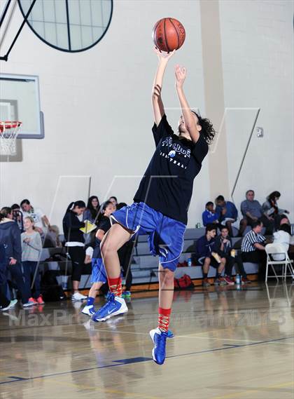 Thumbnail 2 in Burbank vs. Glendale (Burbank Tip Off Classic) photogallery.