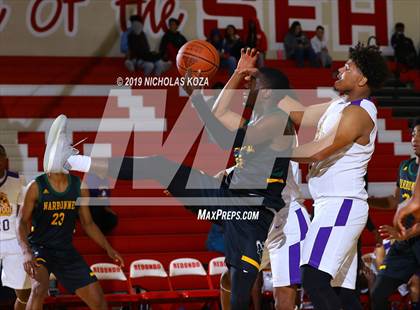 Thumbnail 2 in Narbonne vs. Lynwood (Ryse Williams/Pac Shores Tournament) photogallery.