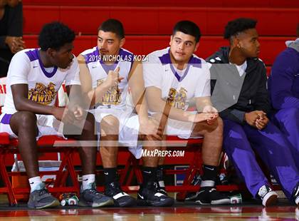 Thumbnail 2 in Narbonne vs. Lynwood (Ryse Williams/Pac Shores Tournament) photogallery.