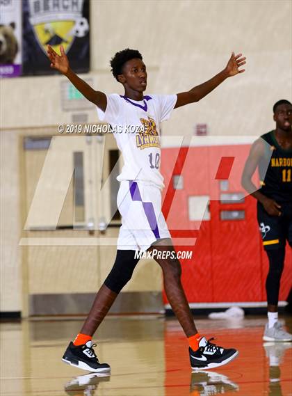 Thumbnail 1 in Narbonne vs. Lynwood (Ryse Williams/Pac Shores Tournament) photogallery.