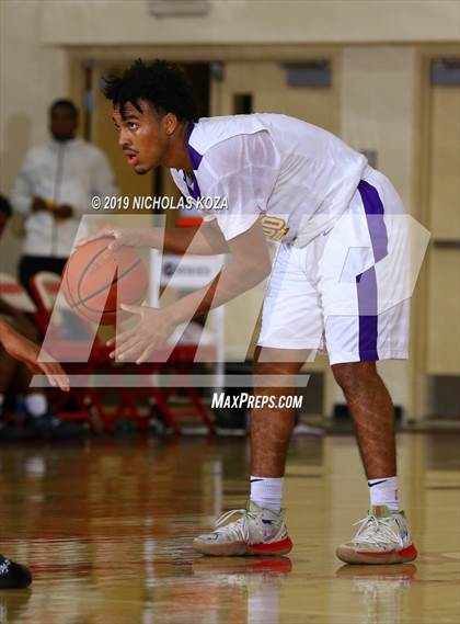 Thumbnail 1 in Narbonne vs. Lynwood (Ryse Williams/Pac Shores Tournament) photogallery.