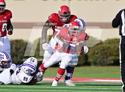 Thumbnail 1 in North Shore v Ridge Point (UIL 6A Region 3 Championship) photogallery.