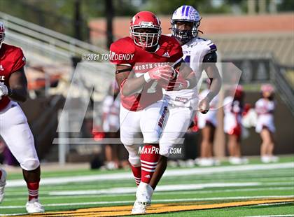 Thumbnail 3 in North Shore v Ridge Point (UIL 6A Region 3 Championship) photogallery.