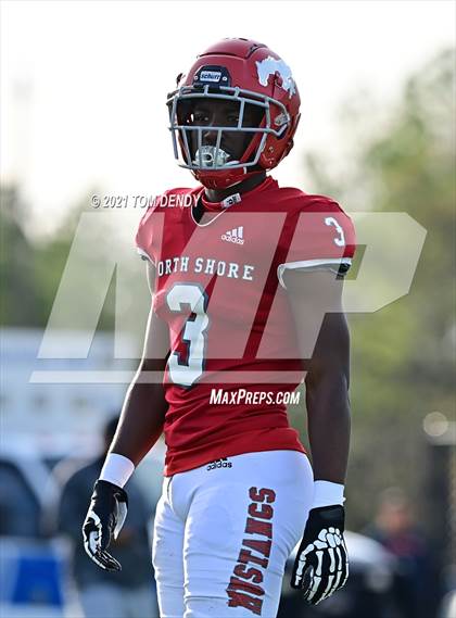 Thumbnail 2 in North Shore v Ridge Point (UIL 6A Region 3 Championship) photogallery.
