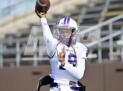 Thumbnail 1 in North Shore v Ridge Point (UIL 6A Region 3 Championship) photogallery.