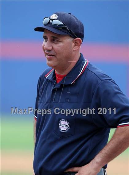 Thumbnail 3 in Livingston Manor vs. Loudonville Christian (NYSPHSAA Class D Final) photogallery.