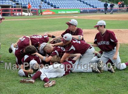 Thumbnail 2 in Livingston Manor vs. Loudonville Christian (NYSPHSAA Class D Final) photogallery.