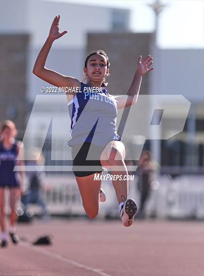 Thumbnail 1 in Villa Park @ Portola photogallery.