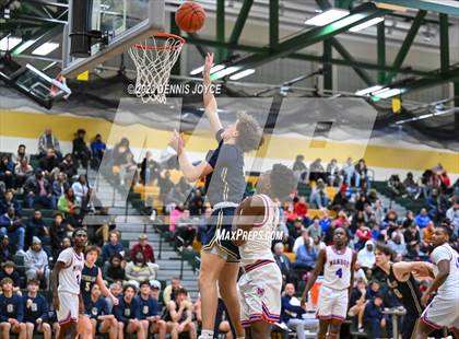 Thumbnail 2 in Monroe vs. Sutherland (NYSPHSAA Section V Class A2 Semifinals) photogallery.