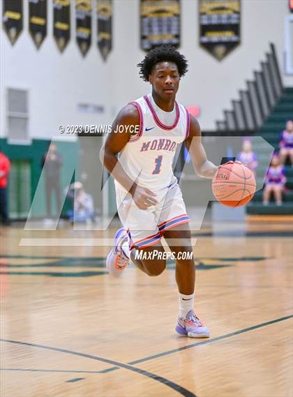 Thumbnail 2 in Monroe vs. Sutherland (NYSPHSAA Section V Class A2 Semifinals) photogallery.