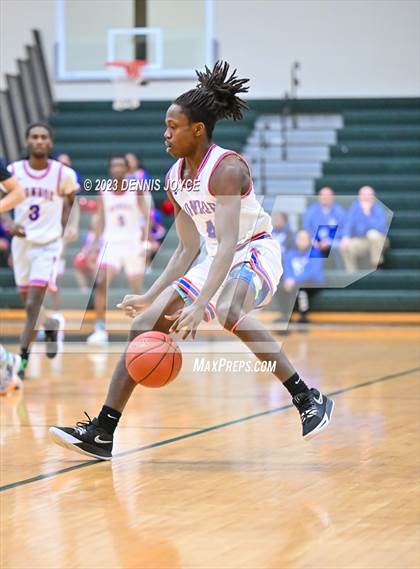 Thumbnail 1 in Monroe vs. Sutherland (NYSPHSAA Section V Class A2 Semifinals) photogallery.