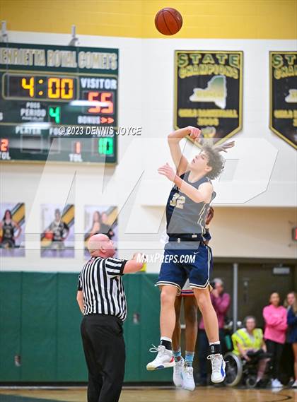 Thumbnail 2 in Monroe vs. Sutherland (NYSPHSAA Section V Class A2 Semifinals) photogallery.