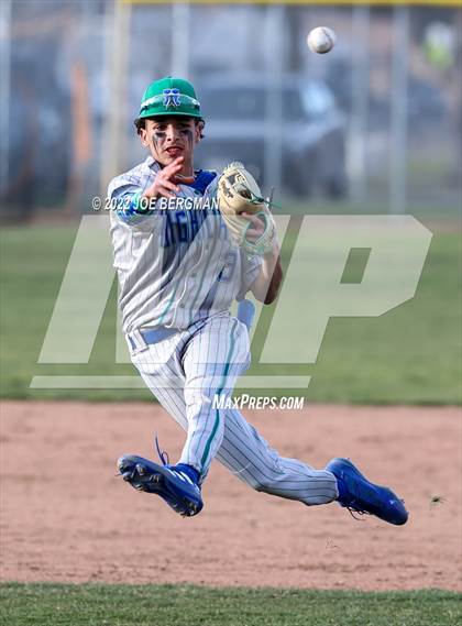 Thumbnail 3 in Highland @ Tehachapi  photogallery.