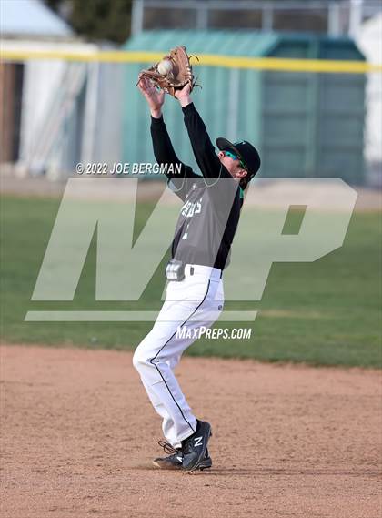 Thumbnail 2 in Highland @ Tehachapi  photogallery.