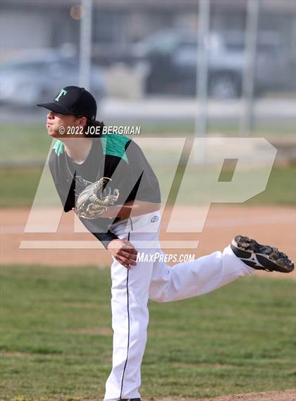 Thumbnail 1 in Highland @ Tehachapi  photogallery.