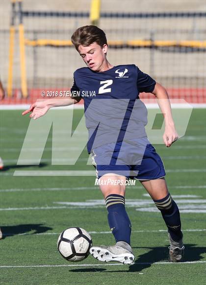 Thumbnail 1 in La Costa Canyon vs. Mission Hills (Grossmont Holiday Tournament) photogallery.