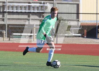 Thumbnail 1 in La Costa Canyon vs. Mission Hills (Grossmont Holiday Tournament) photogallery.
