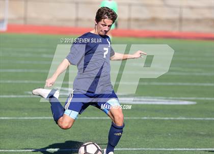 Thumbnail 2 in La Costa Canyon vs. Mission Hills (Grossmont Holiday Tournament) photogallery.