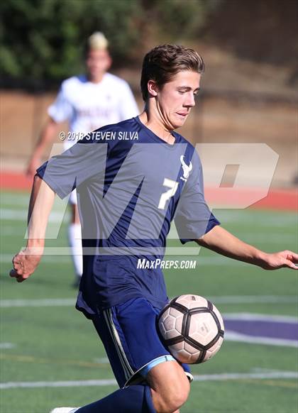 Thumbnail 1 in La Costa Canyon vs. Mission Hills (Grossmont Holiday Tournament) photogallery.