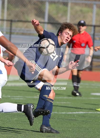 Thumbnail 1 in La Costa Canyon vs. Mission Hills (Grossmont Holiday Tournament) photogallery.