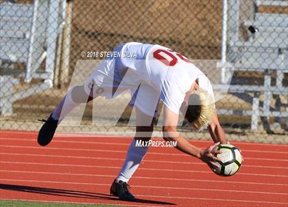 Thumbnail 1 in La Costa Canyon vs. Mission Hills (Grossmont Holiday Tournament) photogallery.