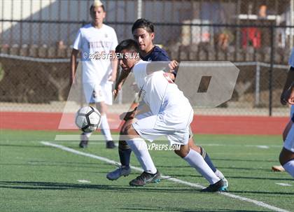 Thumbnail 1 in La Costa Canyon vs. Mission Hills (Grossmont Holiday Tournament) photogallery.