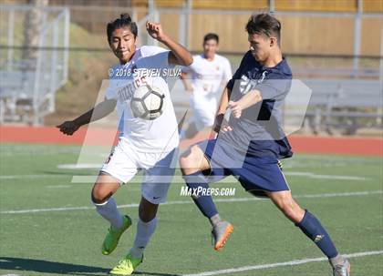 Thumbnail 1 in La Costa Canyon vs. Mission Hills (Grossmont Holiday Tournament) photogallery.