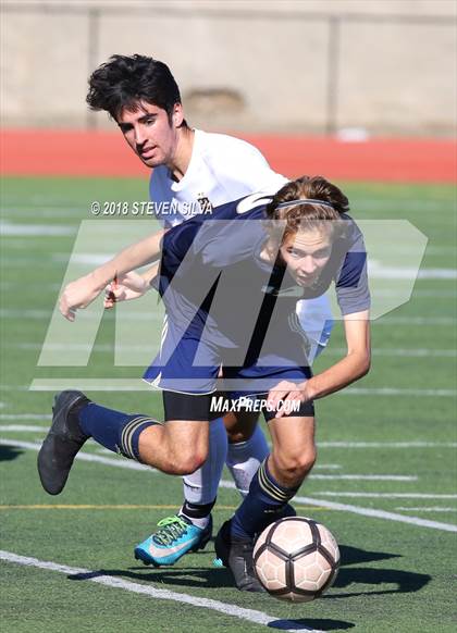 Thumbnail 1 in La Costa Canyon vs. Mission Hills (Grossmont Holiday Tournament) photogallery.
