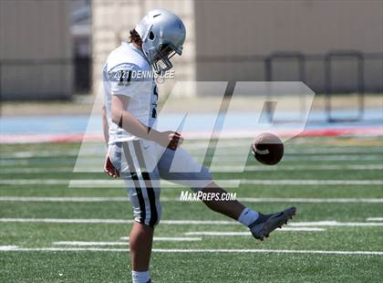 Thumbnail 2 in De La Salle @ Clayton Valley Charter photogallery.