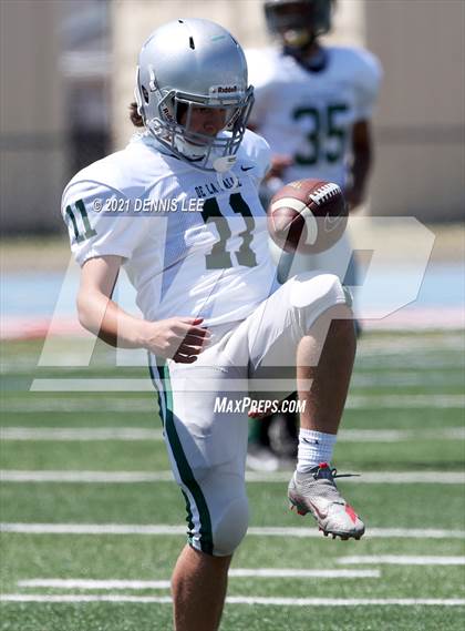 Thumbnail 3 in De La Salle @ Clayton Valley Charter photogallery.