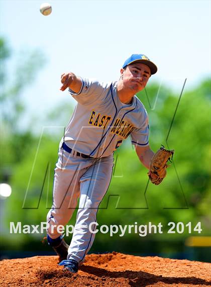Thumbnail 2 in MacArthur vs. East Meadow (Section 8 Class AA Quarterfinal) photogallery.