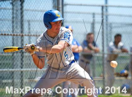 Thumbnail 2 in MacArthur vs. East Meadow (Section 8 Class AA Quarterfinal) photogallery.