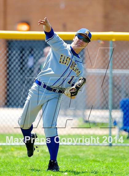 Thumbnail 1 in MacArthur vs. East Meadow (Section 8 Class AA Quarterfinal) photogallery.