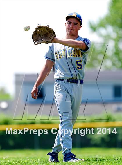 Thumbnail 1 in MacArthur vs. East Meadow (Section 8 Class AA Quarterfinal) photogallery.