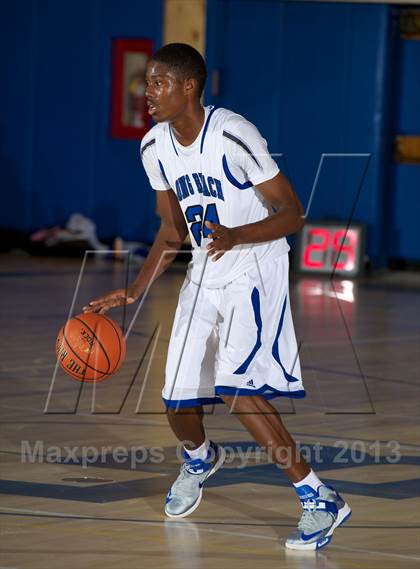 Thumbnail 1 in Elmont Memorial @ Long Beach photogallery.