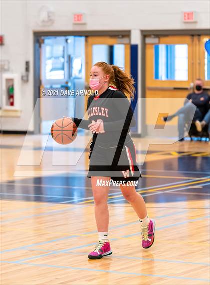 Thumbnail 1 in Wellesley @ Needham photogallery.