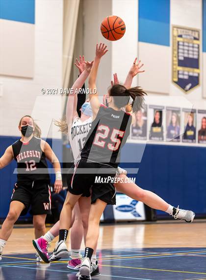 Thumbnail 1 in Wellesley @ Needham photogallery.