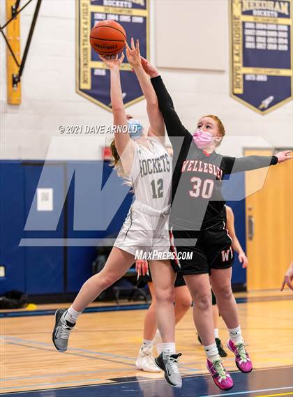 Thumbnail 3 in Wellesley @ Needham photogallery.