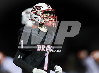 Thumbnail 3 in Waterloo vs Mt. Zion (IHSA 4A First Round) photogallery.