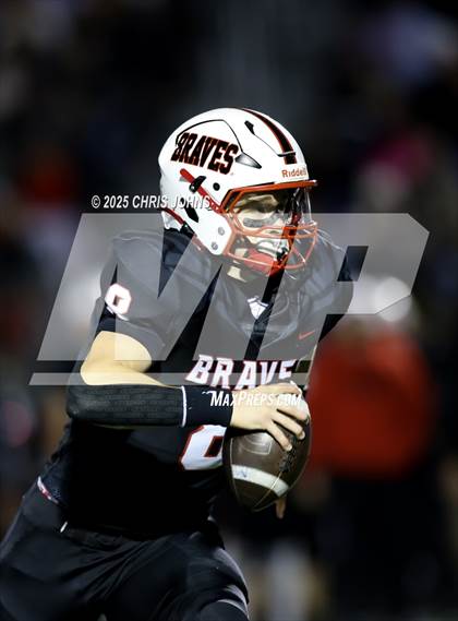 Thumbnail 3 in Waterloo vs Mt. Zion (IHSA 4A First Round) photogallery.