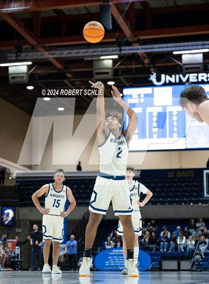 Thumbnail 3 in Stone Ridge Christian vs. Valley Christian (CIF SJS D6 Final) photogallery.