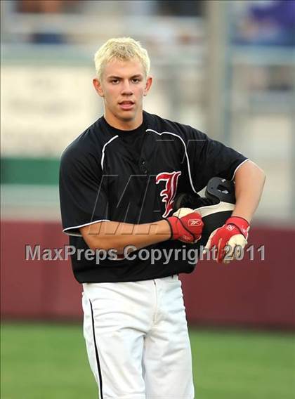 Thumbnail 3 in Lovejoy vs Sanger (3A Region 2 Area Playoffs) photogallery.