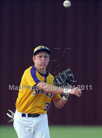 Thumbnail 3 in Lovejoy vs Sanger (3A Region 2 Area Playoffs) photogallery.