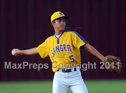 Thumbnail 2 in Lovejoy vs Sanger (3A Region 2 Area Playoffs) photogallery.