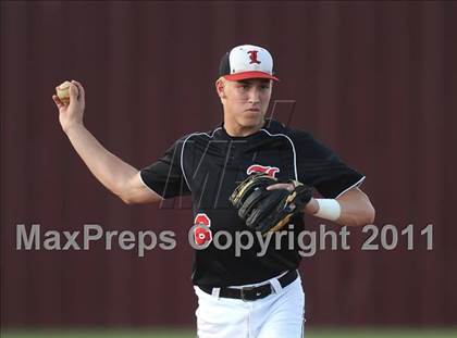 Thumbnail 2 in Lovejoy vs Sanger (3A Region 2 Area Playoffs) photogallery.